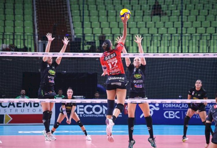 Na última do ano da Superliga Feminina, Sesi Vôlei Bauru vence Unilife Maringá